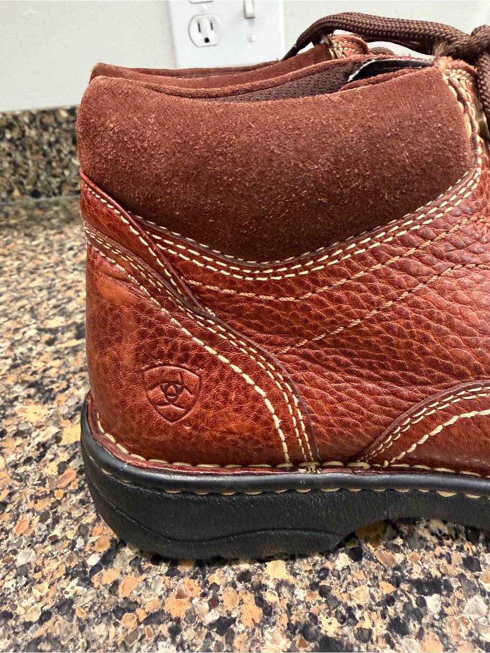 Ariat ladies 7.5 Brown Leather Lace-Up Work Boots - Picture 2 of 11